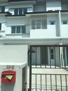 Taman Kantan Permai, Kajang .Townhouse.