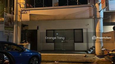 Ground floor Bandar Puteri 1 shop