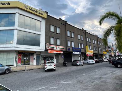 Facing Main Road Tenanted 3 Storey Shoplot Mergong Alor Setar For Sale