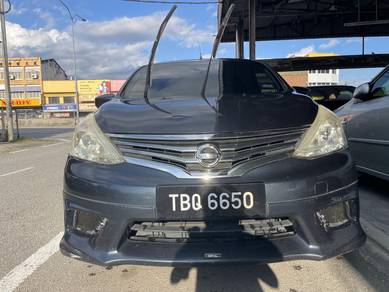 Nissan GRAND LIVINA 1.6 IMPUL(A)NETT OTR PRIC