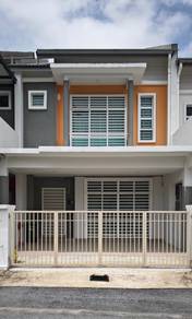FREEHOLD non bumi , Teres 2 tingkat SIMFONI WEST