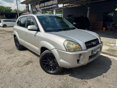 Hyundai TUCSON 2.0 2WD (A)