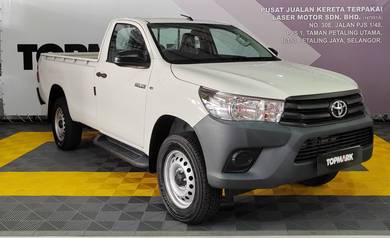 Toyota HILUX 2.4 MT (M)Pre Reg