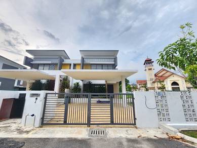 Corner Lot New Semi D Double Storey Sungai Ramal Dalam Kajang