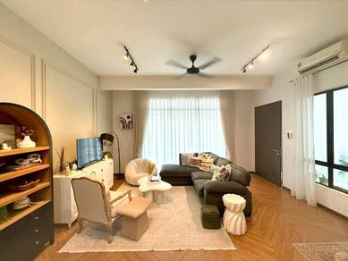Ready to move in 💥🔥Renovated Double Sty Terrace Saujana Klia Sepang