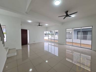 Well Kept Unit Ambang Botanic 2 Klang 2 Sty Semi D House for Sales