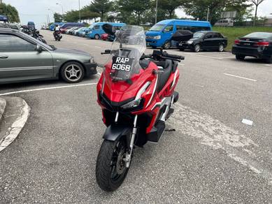 HONDA ADV160 ADV 160 abs used with rack box OFFER