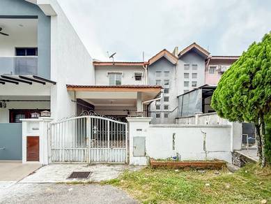 FACING OPEN! Double Storey Terrace Taman Pelangi Rawang