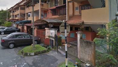 Townhouse at Taman Sinaran Balakong【100% FULL LOAN✅ 】【 0% DEPOSIT❗】