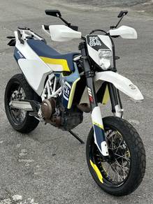 2017 HUSQVARNA 701 SUPERMOTO 701 AKRAPOVIC 18000km