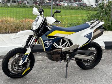 2017 HUSQVARNA 701 SUPERMOTO 701 AKRAPOVIC 18000km