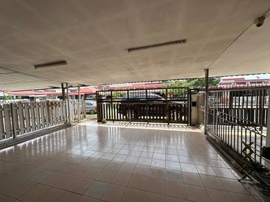 Towering Taman Everclicks Terrace House