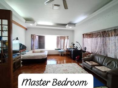 Taman Grandview 2.5-Storey Detached House For Sale