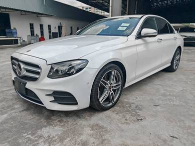 Mercedes Benz E300 2.0 AMG LINE (A)