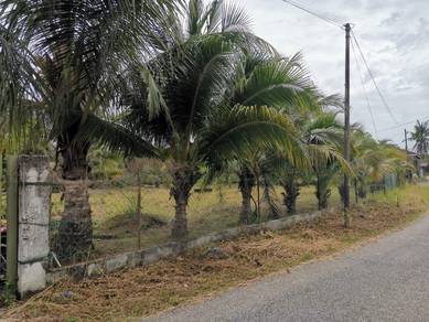 Land nearby Sg Layar, within 3 km away from Sg Petani Town centre