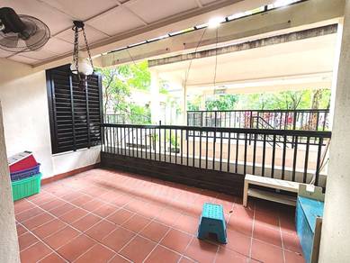 Armanee Condo Duplex Damansara Damai | same level with facilities