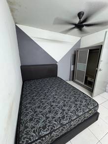 room taman abad jalan usaha taman century / near ciq / privatetoilet