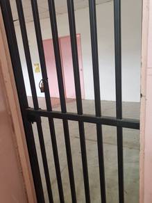 Shop Apartment Unit for Rent above Supermarket in Sibu, Sarawak