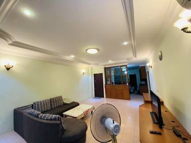 Corner unit Marine Apartment at Pulau Melayu Miri