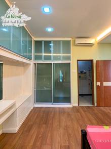 One Borneo 1440sf – BELOW MARKET VALUE!