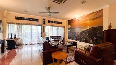 FACING OPEN - 2.5 Storey Terrace Lucky Garden, Bangsar KL - RENOVATED