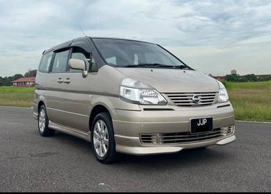 Nissan SERENA 2.0 HIGH-WAY STAR (A)