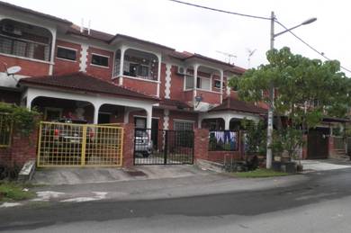 FREEHOLD & EXTENDED 2 Storey Bandar Sungai Long SL 11, 4 Room 4 Bath