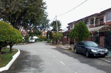 FREEHOLD & EXTENDED 2 Storey Bandar Sungai Long SL 11, 4 Room 4 Bath