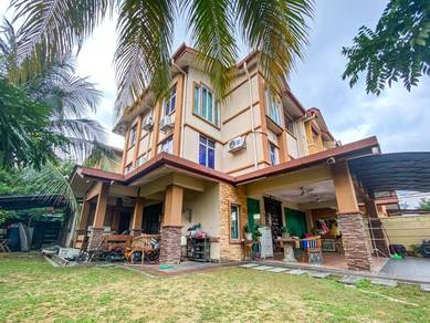 Corner Lot 3 Storey Jln Uranus Subang Pelangi Shah Alam
