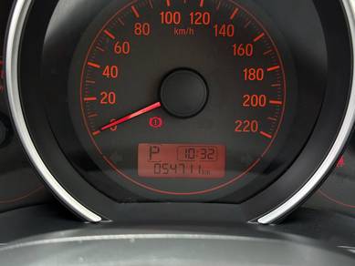 Honda JAZZ 1.5 S (A) FREE WARRANTY E V X GK5