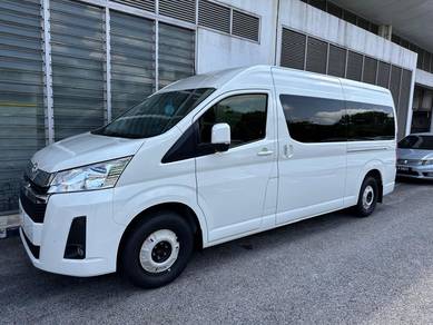 Toyota HIACE 2.8 (A) SLWB WINDOW VAN