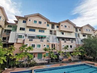 KK Master Room For Rent Iramanis Seri Borneo MetroTown QE2 Citymall