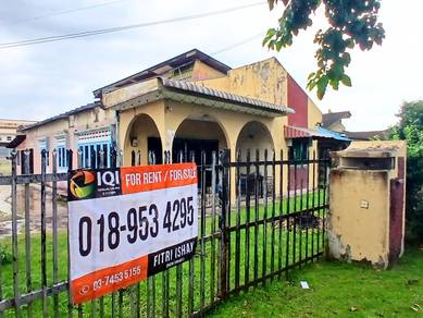 Banglo 1 Tingkat FREEHOLD Rizab Melayu , Taman Bakri , Muar