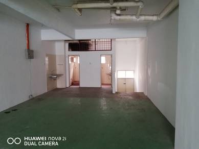 Ground Floor Shop Taman Universiti Indah Seri Kembangan Selangor