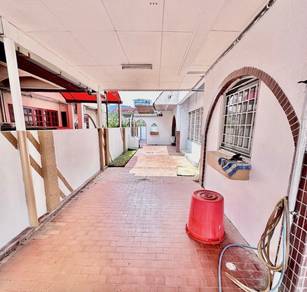 FREEHOLD n HUGE SIZE SEMI D 2 STOREY TAMAN PERMATA KUALA LIMPUR