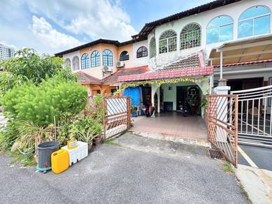 2 Storey Terrace Taman Serdang Raya Seri Kembangan near Bukit Jalil