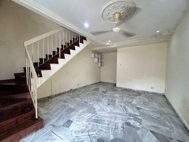 2 storeys Freehold Fasa 8 Good for investment,