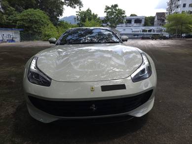 Ferrari GTC4 Lusso V12 DTC 2019 (Import New)
