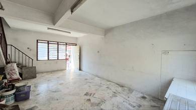 Batu Gajah 2 Storey House For Sale / Leasehold / Below Market Value