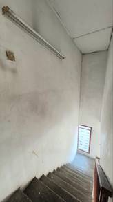 Batu Gajah 2 Storey House For Sale / Leasehold / Below Market Value