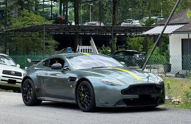 k KM 2018 Aston Martin VANTAGE 5.9 V12 AMR Manual