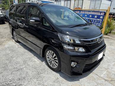 Toyota VELLFIRE 2.4 Z GOLDEN EYES - GE