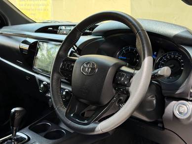 Toyota HILUX 2.8 ROGUE (A) GUARANTEE DRIVE