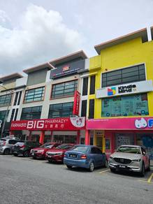 3 Storey End lot Shop,Vista Valley Semenyih ,kajang ,28x85