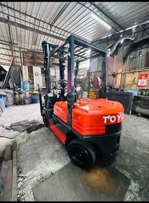 Toyota Diesel forklift for Sales