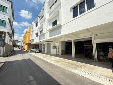 Jalan gombak 3sty shoplot mainroad .4900sf