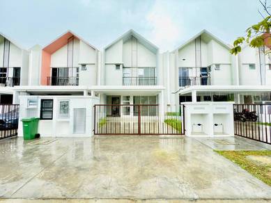 FOR SALE : 2 Storey Superlink (Frischia) Serene Heights, Bangi Semenyi