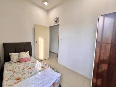 (FEMALE) Medium room Sendayan, Aeon, Columbia asia HSP, Seremban 2