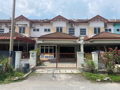 2-storey-Terraced-House-for-rent-Seri-Iskandar-Perak
