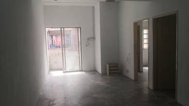 Taman Daya Shop Apartment